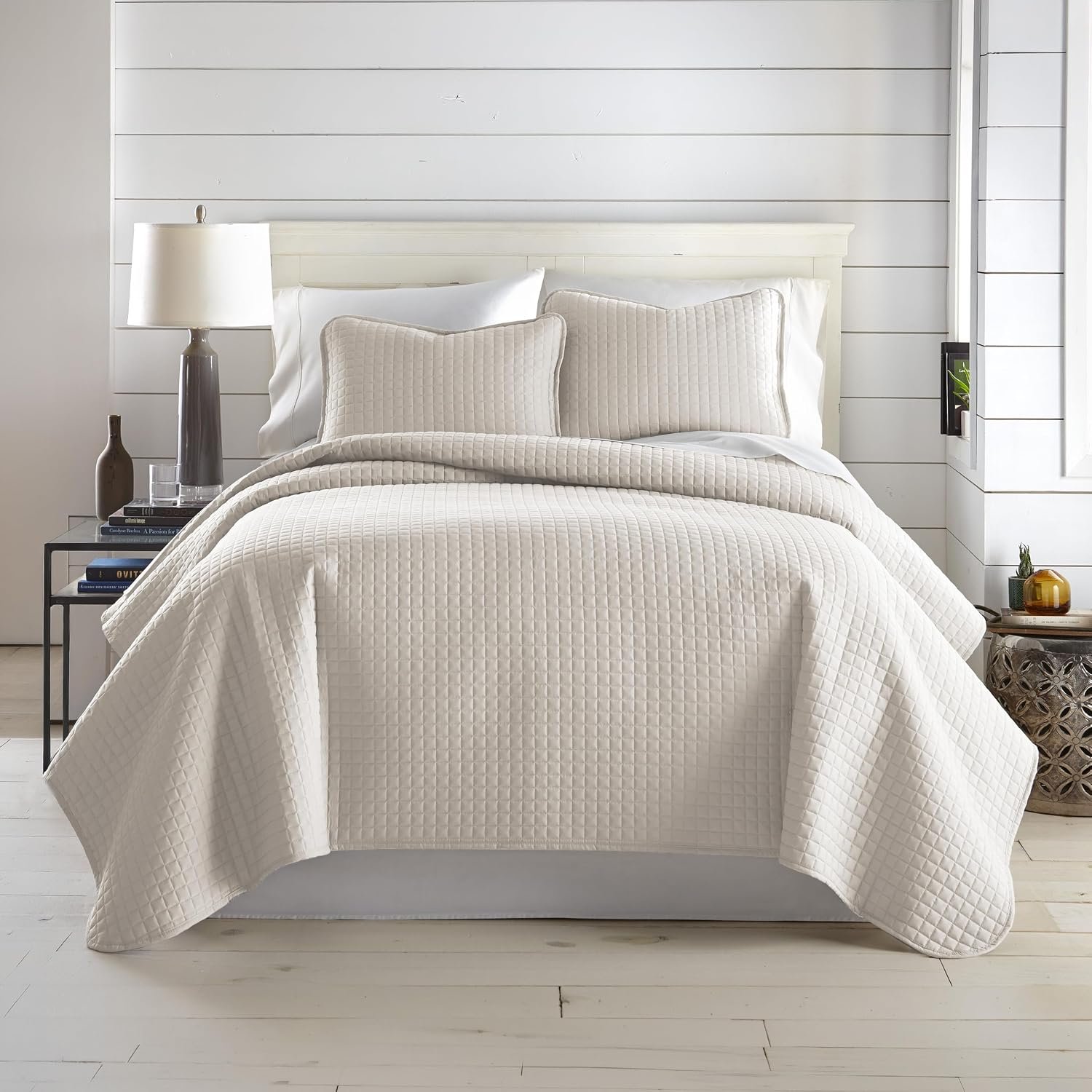 Oversized King Quilt Bedding Set with 2 Quilted Pillow Shams, Natural Beige