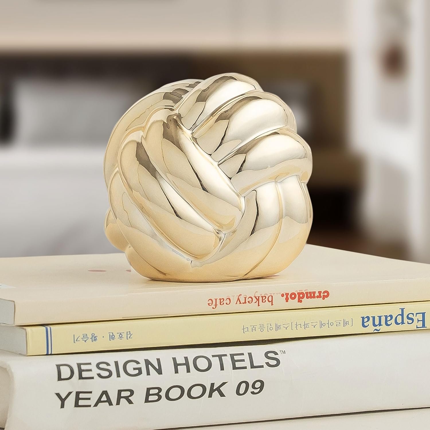 Small Gold Knot Decor, Chain Link Decor, Coffee Table Decor, Book Shelf Decor, Entry Table Decor, Aesthetic Minimalist Decorative Objects for Modern Home Living Room, Desk Decor for Office (Golden)